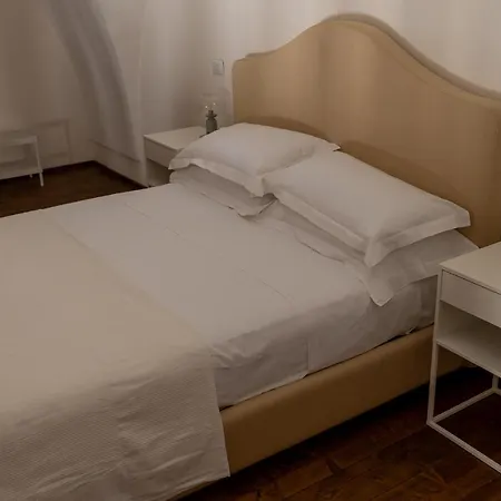 Palazzo Della Contessa - & Breakfast ليتشي