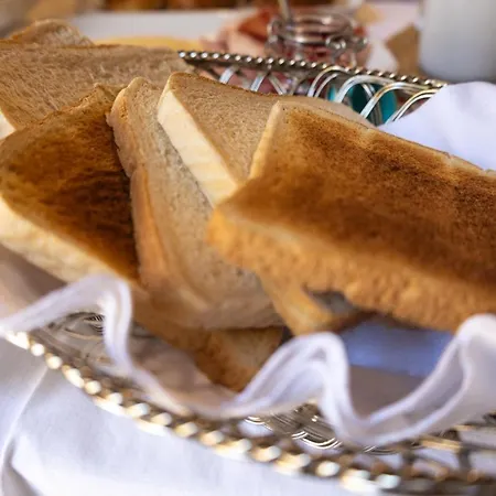 فندق مبيت وإفطار Palazzo Della Contessa - & Breakfast 4*