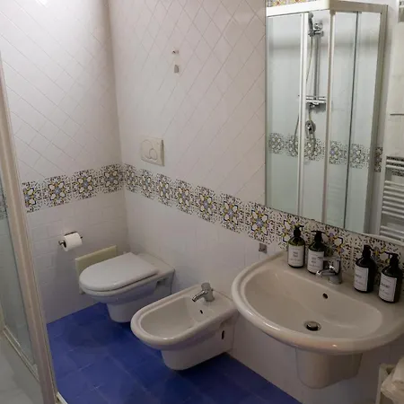 Palazzo Della Contessa - & Breakfast