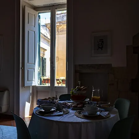 Palazzo Della Contessa - & Breakfast Лечче